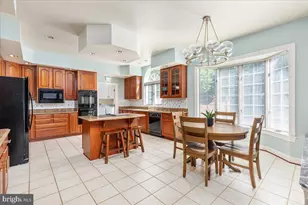 6595 Chesapeake Pl, Warrenton, VA 20187 - Photo 15