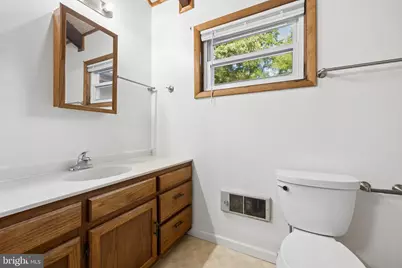 8297 Squires Lane, Warrenton, VA 20187 - Photo 17
