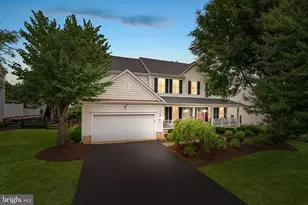 7721 Movern Ln, Warrenton, VA 20187 - Photo 1