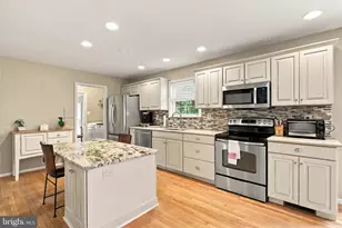 13224 Arlene Ct, Bealeton, VA 22712 - Photo 11
