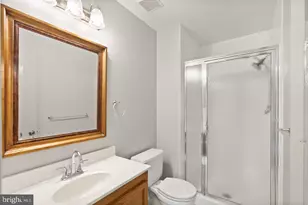 711 Acorn Ct, Warrenton, VA 20186 - Photo 13