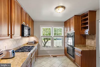 711 Acorn Court, Warrenton, VA 20186 - Photo 5