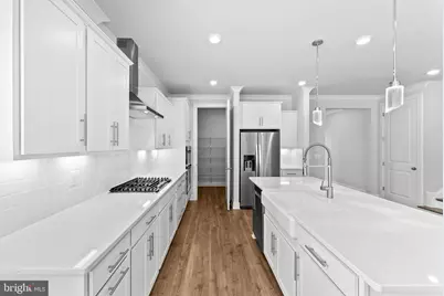 7817 Holston Lane, Broad Run, VA 20137 - Photo 7