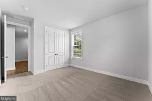 7817 Holston Ln, Broad Run, VA 20137 - Photo 9
