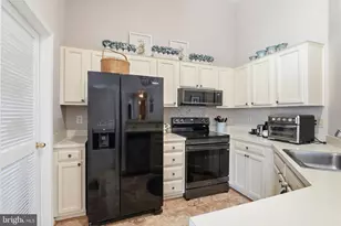 210 Fernwood Pl, Warrenton, VA 20186 - Photo 9