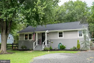 301 N Duey Rd, Remington, VA 22734 - Photo 1