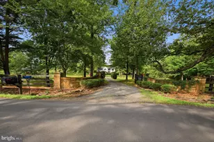 6304 Georgetown Rd, Broad Run, VA 20137 - Photo 11