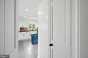6304 Georgetown Rd, Broad Run, VA 20137 - Photo 17