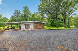 9383 Rogues Rd, Midland, VA 22728 - Photo 41