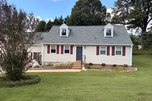 7046 Skyland Dr, Warrenton, VA 20187 - Photo 1