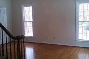 7140 Chesterfield Dr, Warrenton, VA 20187 - Photo 3