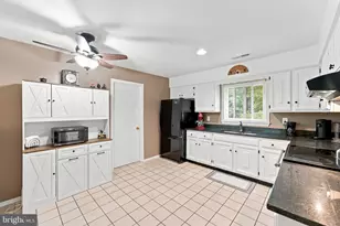 7401 Little Ct, Warrenton, VA 20187 - Photo 9