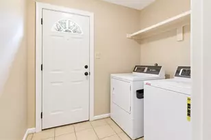 3608 N Red Oak Ln, Delaplane, VA 20144 - Photo 9