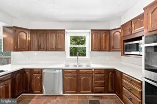 7534 Suncrest Dr, Warrenton, VA 20187 - Photo 19