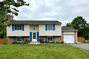 7226 Marr Dr, Warrenton, VA 20187 - Photo 1