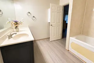 5746 Myriah Ct, Warrenton, VA 20187 - Photo 35