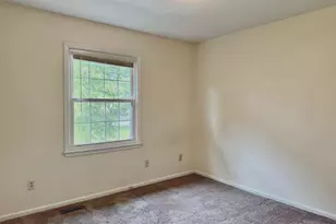 410 Forest Ct, Warrenton, VA 20186 - Photo 15