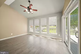 338 Singleton Cir, Warrenton, VA 20186 - Photo 17