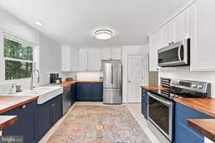 5483 Beach Rd, Midland, VA 22728 - Photo 13