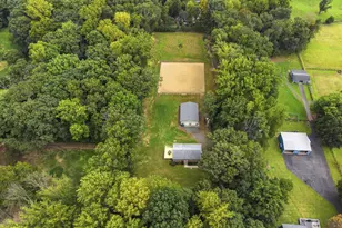 5483 Beach Rd, Midland, VA 22728 - Photo 3