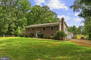 5483 Beach Rd, Midland, VA 22728 - Photo 1