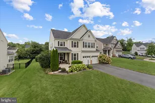 9049 Stone Crest Dr, Warrenton, VA 20186 - Photo 3