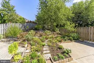 256 Carriage Chase Cir, Warrenton, VA 20186 - Photo 59