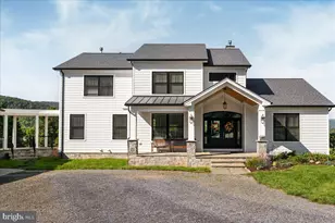 11470 Apple Manor Rd, Markham, VA 22643 - Photo 9