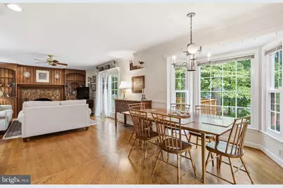 7115 Chesterfield Drive, Warrenton, VA 20187 - Photo 23