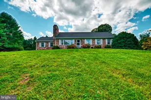 552 Frost Ave, Warrenton, VA 20186 - Photo 1