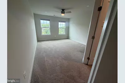 9812 Thoroughbred Road, Warrenton, VA 20187 - Photo 13