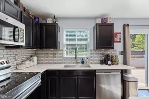 5011 Godwins Landing Dr, Remington, VA 22734 - Photo 3