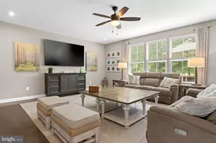 7795 Warrenton Chase Dr, Warrenton, VA 20187 - Photo 23