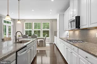 7795 Warrenton Chase Dr, Warrenton, VA 20187 - Photo 37