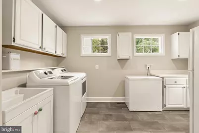 7154 Chesterfield Drive, Warrenton, VA 20187 - Photo 21