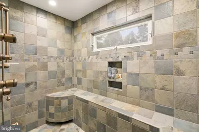 7154 Chesterfield Drive, Warrenton, VA 20187 - Photo 37