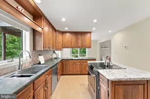 8423 Lock Ln, Warrenton, VA 20186 - Photo 23