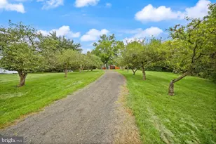 1325 Rokeby Rd, Upperville, VA 20184 - Photo 9