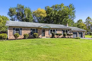 8574 Mountainview Ave, Marshall, VA 20115 - Photo 5