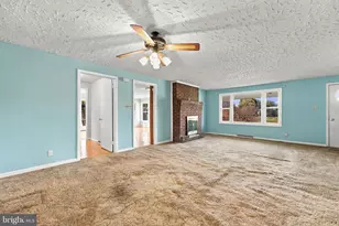9707 Crest Hill Rd, Marshall, VA 20115 - Photo 11