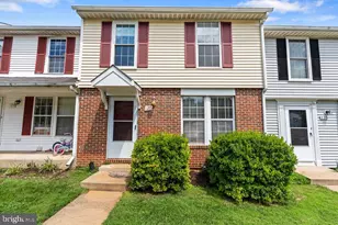 127 Split Oak St, Warrenton, VA 20186 - Photo 1