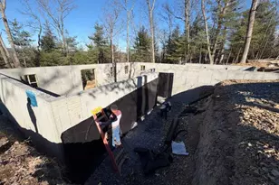 120 Downhill Cir, Cross Junction, VA 22625 - Photo 7