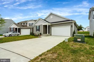 104 Midsummer Ln, Middletown, VA 22645 - Photo 3