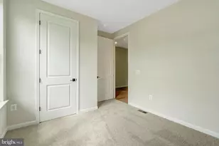 100 Midsummer Ln, Middletown, VA 22645 - Photo 9