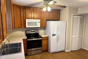 307 Willowbrook Ct, Winchester, VA 22602 - Photo 5