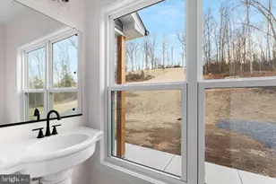 1086 Reynolds Rd, Cross Junction, VA 22625 - Photo 17