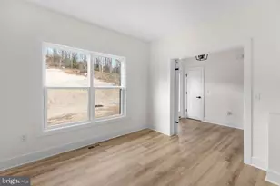 1086 Reynolds Rd, Cross Junction, VA 22625 - Photo 7