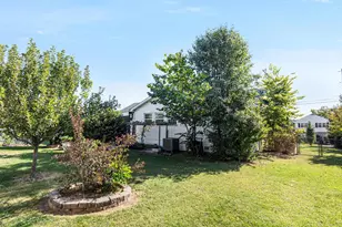 219 Milam Dr, Winchester, VA 22602 - Photo 41