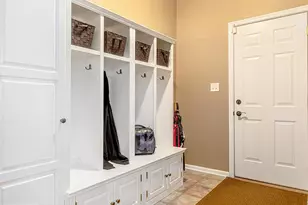 2411 Hunting Ridge Rd, Winchester, VA 22603 - Photo 7