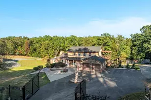 562 Logger Dr, Gore, VA 22637 - Photo 1